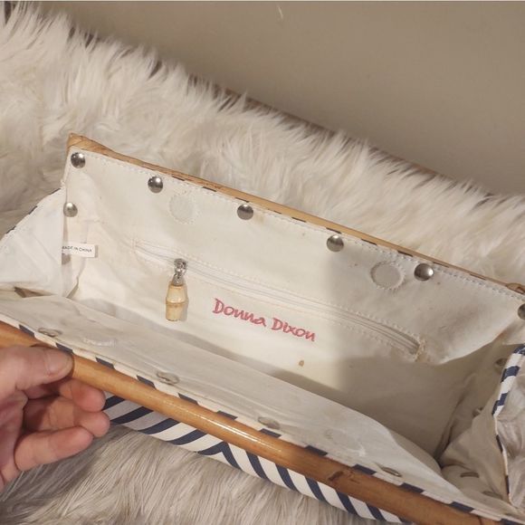 Donna Dixon | Canvas Geometrical Striped Bamboo Clutch - Picture 3 of 4